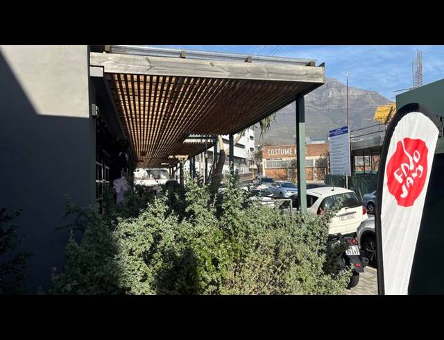 BUSINESS PROPERTY TO RENT IN SALT RIVER